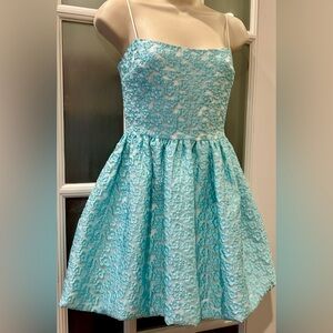 AMANDA UPRICHARD Balloon Skirt Mini Dress